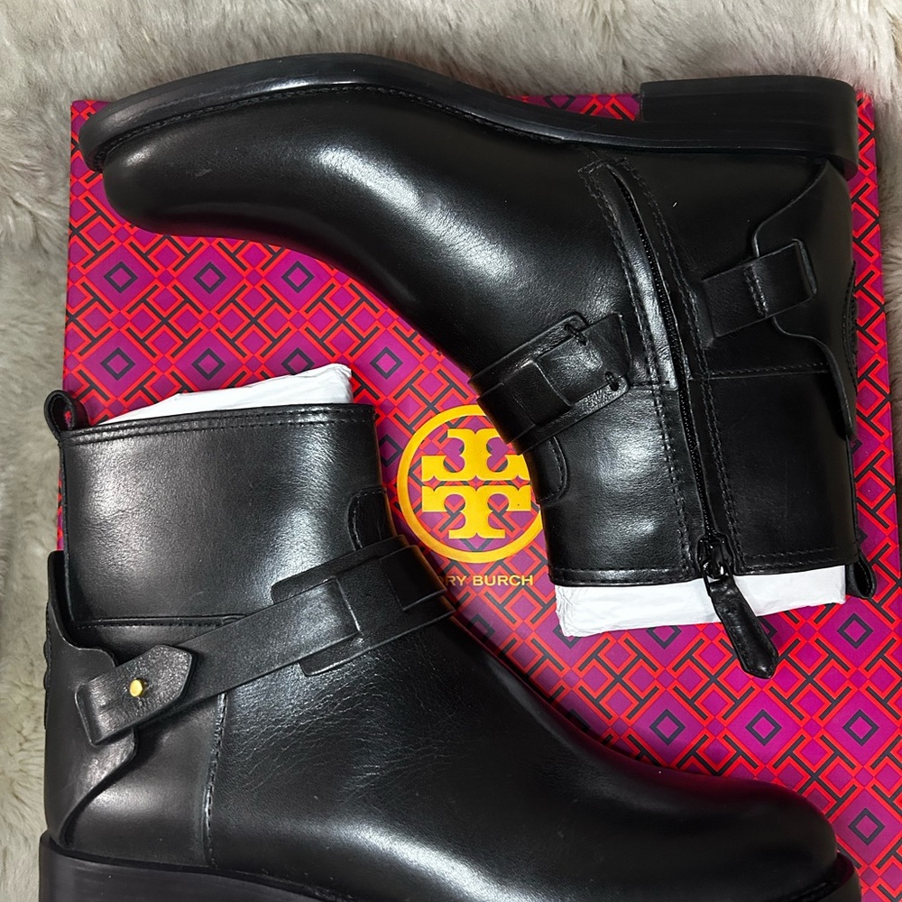Tory Burch Derby Black Leather Ankle Boots